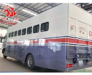 通辽自行式运马车